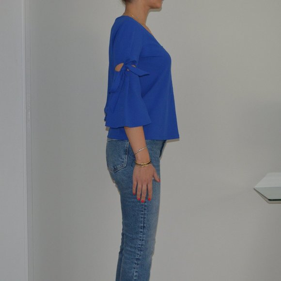 Ann Taylor business casual Top (size: XS) in blue - Picture 2 of 7